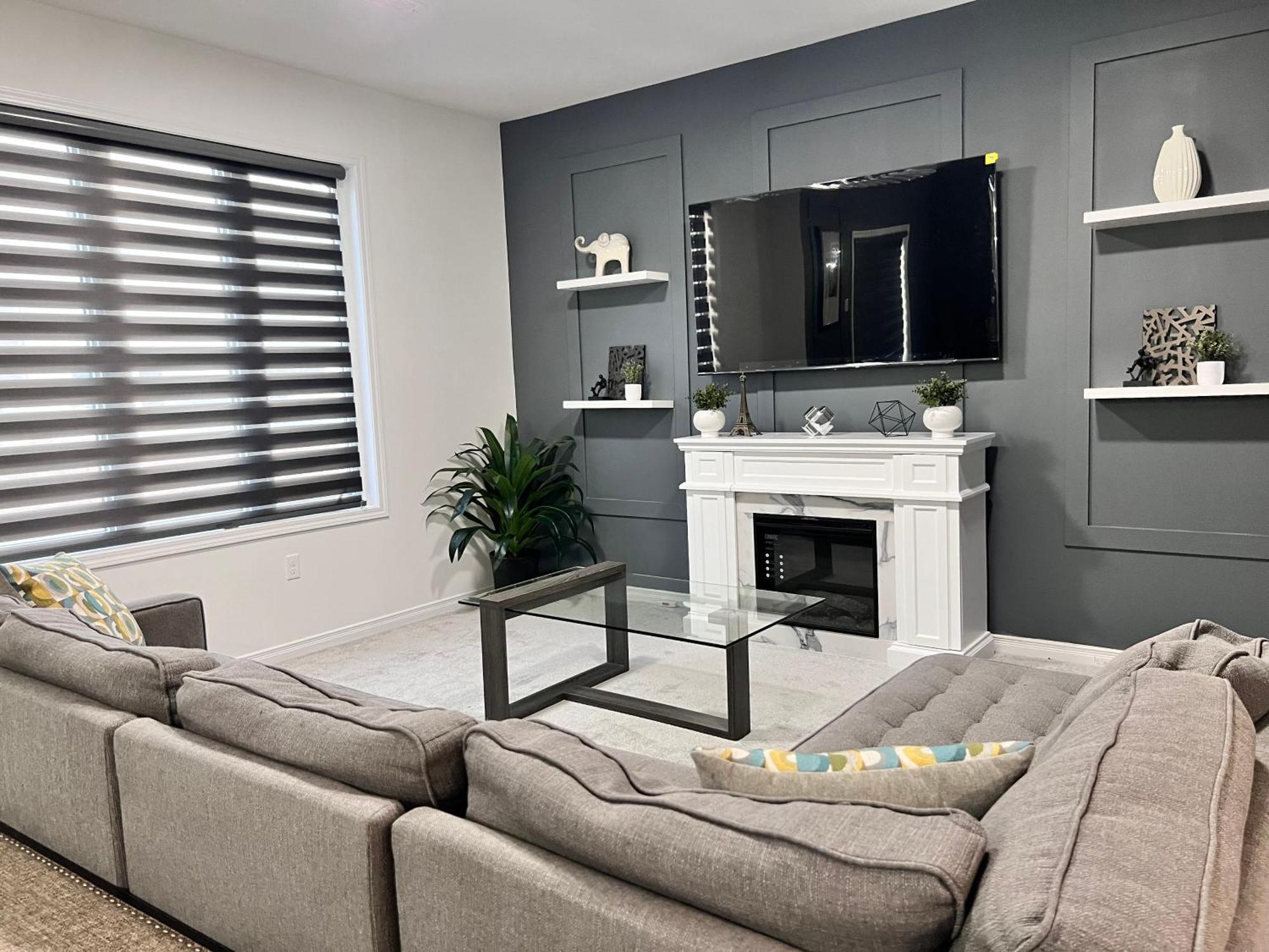Spacious 4-Bedroom Home, Comfortably Sleeps 10 Barrie Exterior foto